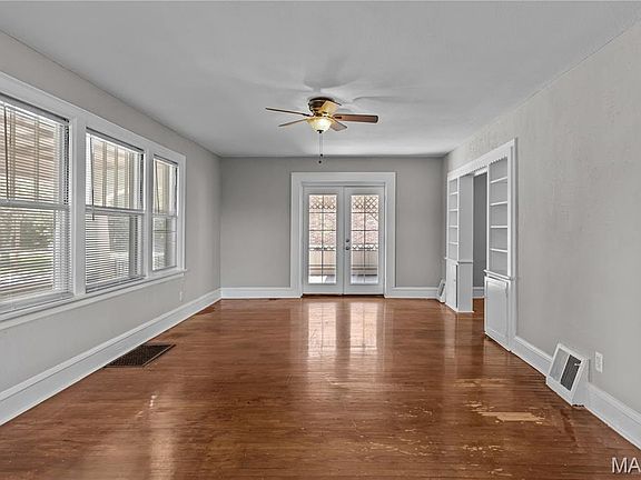 4th image of 215 Carson Rd