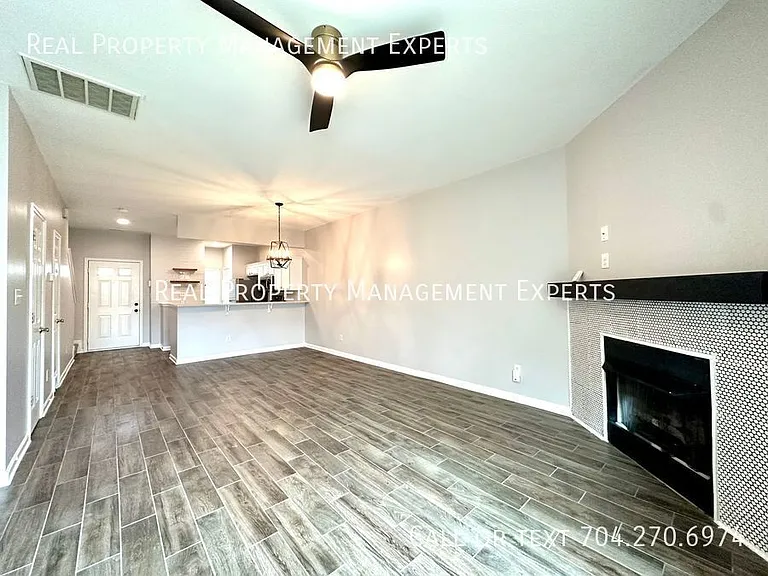 1318 Anthem Ct — Photo 10