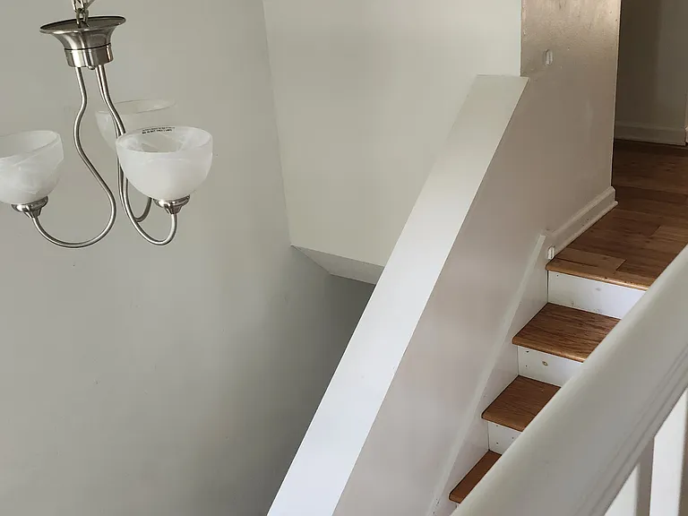 279 Fairview Dr — Photo 12