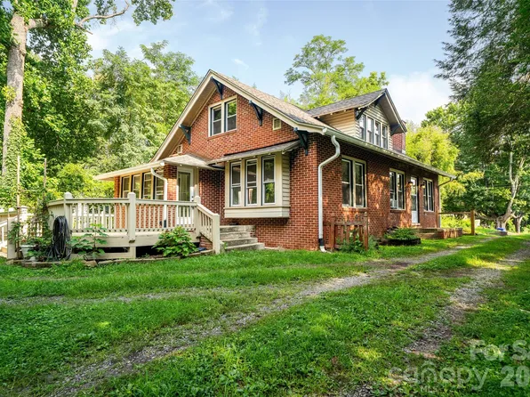 76 Starnes Cove Rd, Asheville, NC 28806