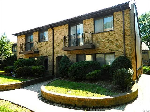 1st image of 11 Jackson Ave Unit 43