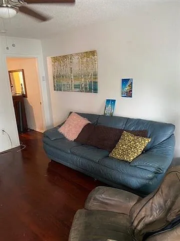429 Pelican Ave — Photo 5