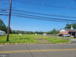 61 Princeton Ave, Hopewell, NJ 08525