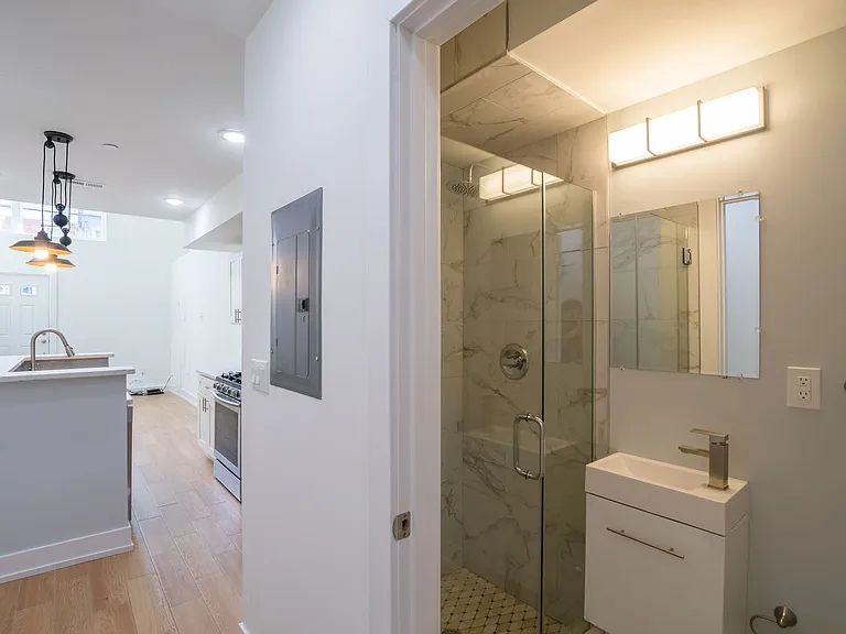 1220 Lecount St #A — Photo 12
