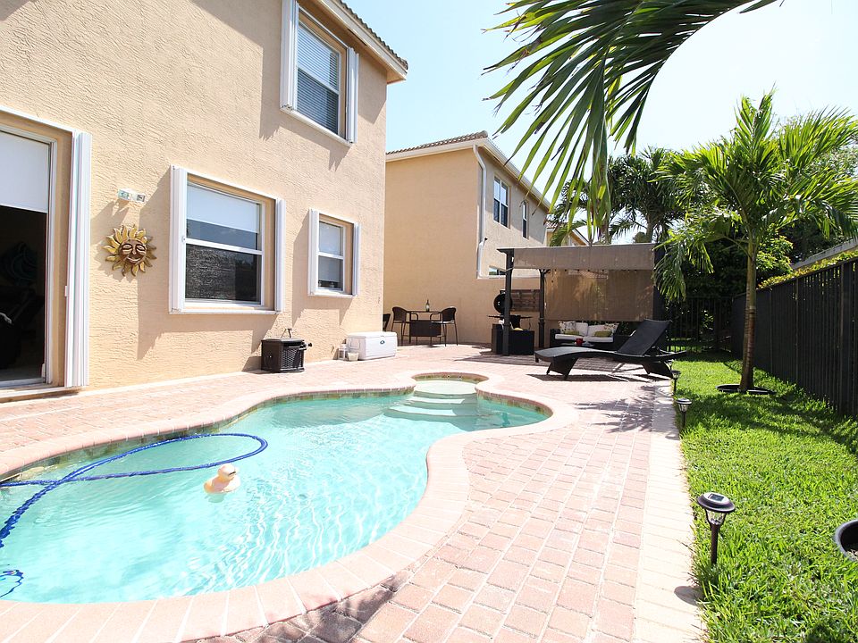 1st image of 7932 Jewelwood Dr