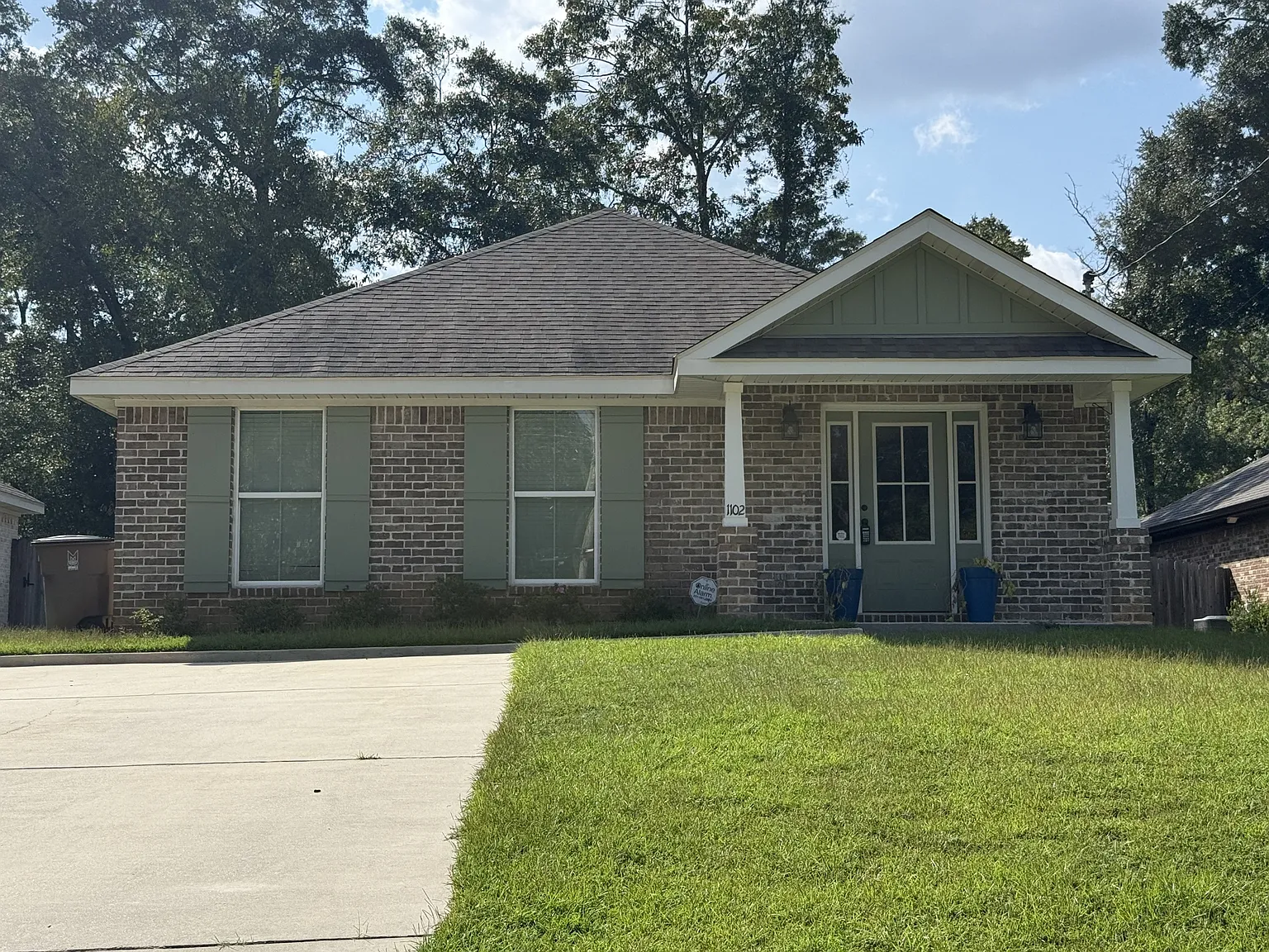 1102 Pinemont Drive - 1 — Photo 1
