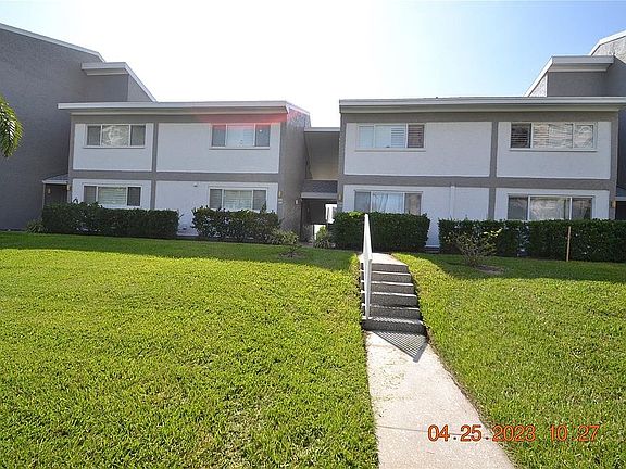 3rd image of 1351 Gulf Blvd APT 109