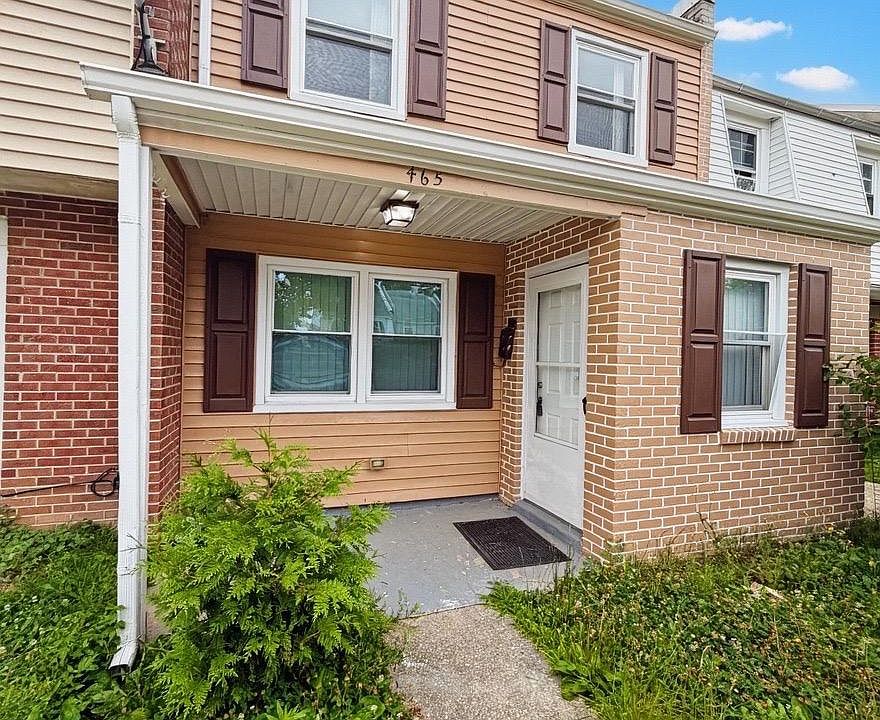 1st image of 465 Barrister Pl