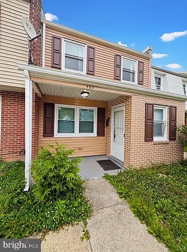 465 Barrister Pl Photo 1
