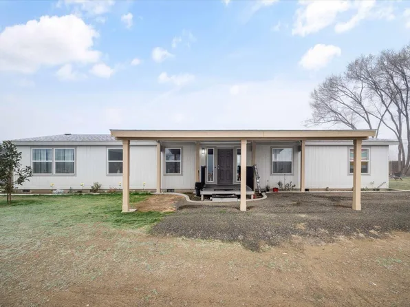 220011 E Game Farm Rd, Kennewick, WA 99337