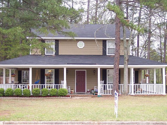 1st image of 104 Maple Creek Dr