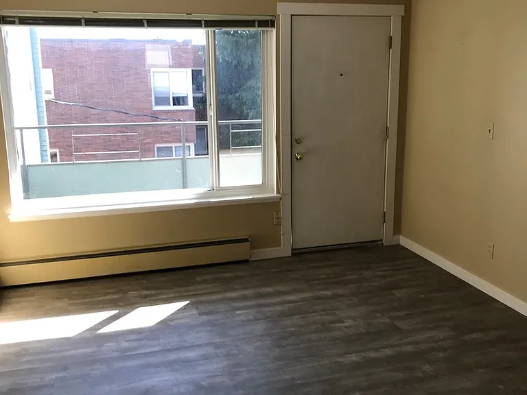 1215 Queen Anne Ave N — Photo 27