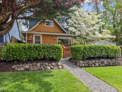 8330 SW 2nd Ave, Portland, OR, 97219