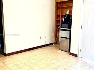 1374 NE 176th St #2, Miami, FL 33162