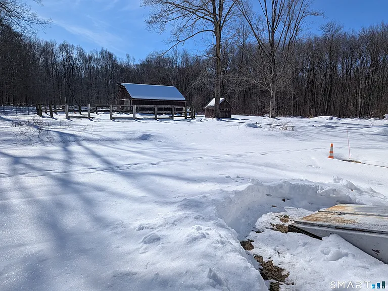 254 Chestnut Hill Rd #A — Photo 16
