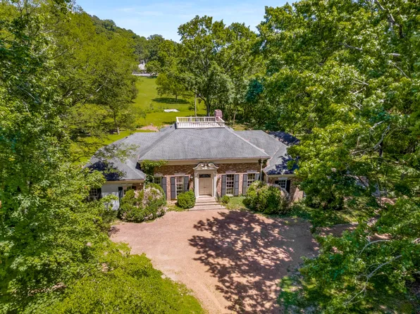 4338 Chickering Ln, Nashville, TN 37215