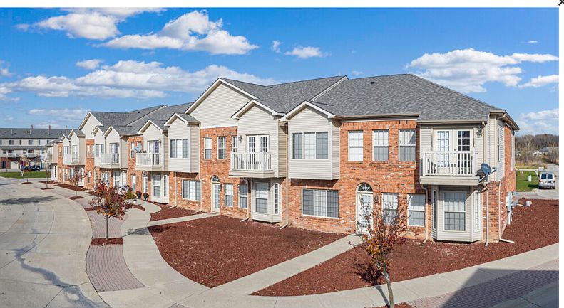 1st image of 45516 Evansway Dr