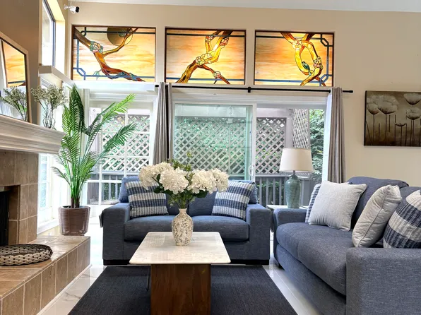 25 Rainbow Fls #26, Irvine, CA 92603