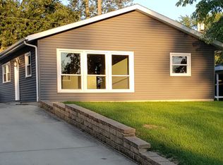 20 Higdon Dr, Decatur, IL 62521