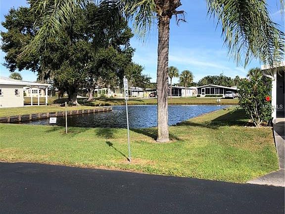 5th image of 127 Lake Hazel Dr