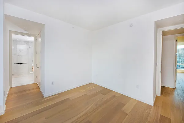 Sold by Sieber International | media 47