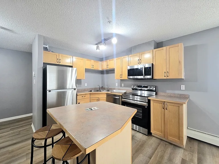 155 Edwards Dr SW #117 — Photo 11