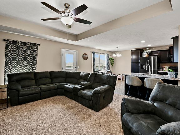 5th image of 1346 S Marseilles Avenue