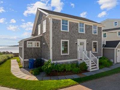 2 Boardwalk, Groton, CT, 06340