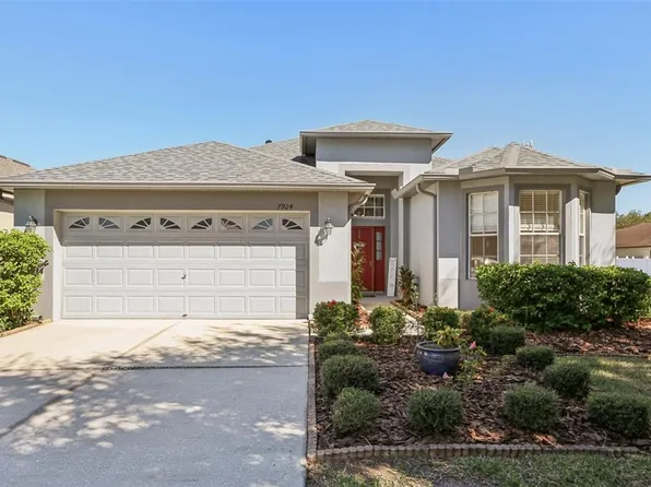 7924 Moccasin Trail Dr, Riverview, FL 33578