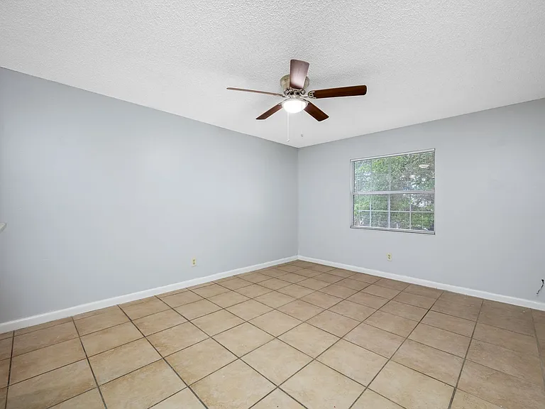 5113 N Nebraska Ave — Photo 39