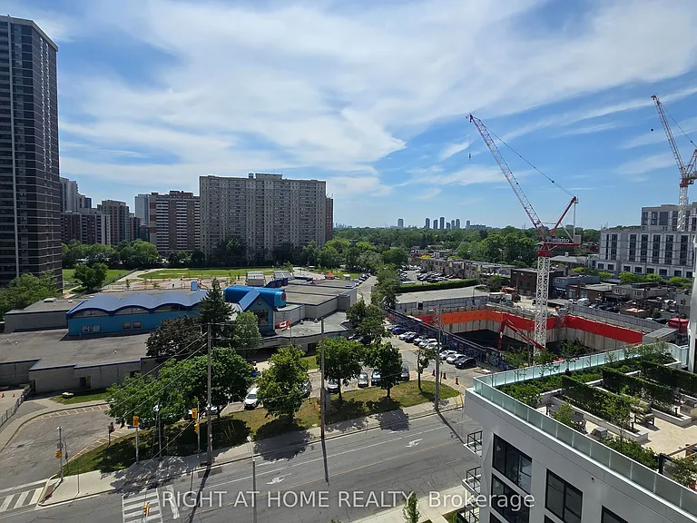 60 Central Park Dr #1007 — Photo 47
