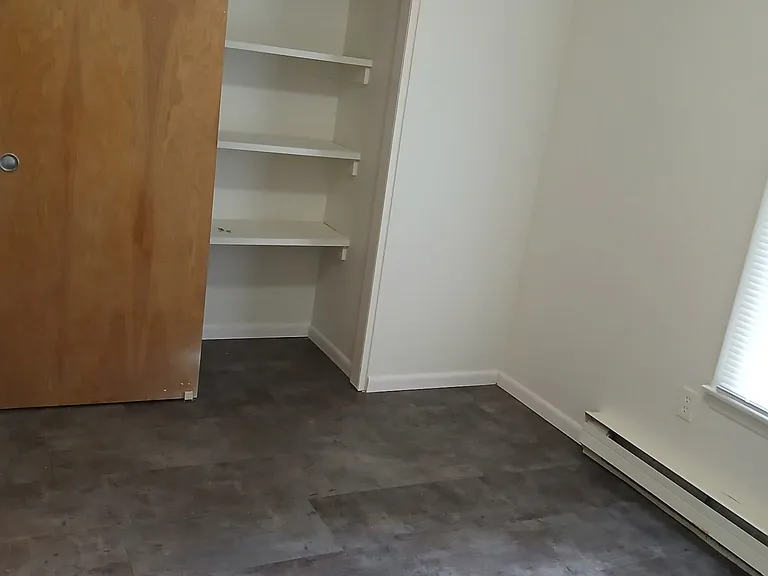 Master Bedroom, shelving side of the closet.