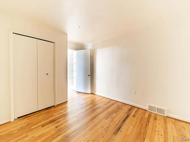 4335 Territorial Rd #B — Photo 15