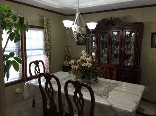 28 Central Ave, Minooka, IL 60447