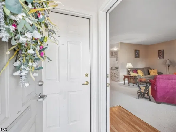 485 Saddle River Rd #7, Saddle Brook Twp., NJ 07663