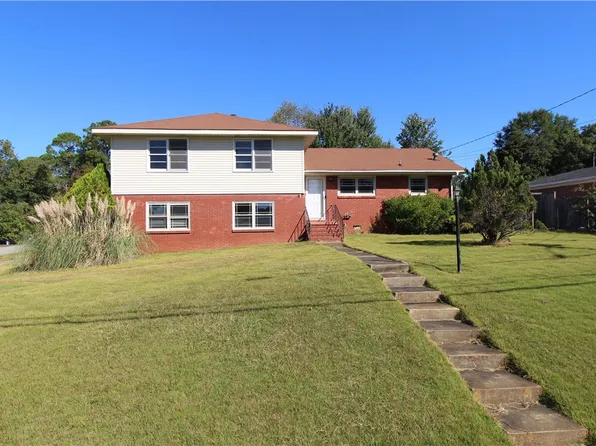 608 McLure Ave, Opelika, AL 36801