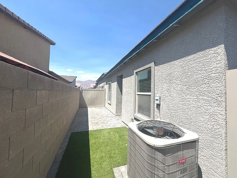 7529 Brody Meadows St — Photo 31