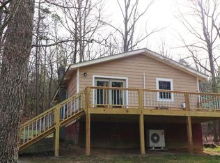 6031 Flats Rd, Tallassee, TN 37878