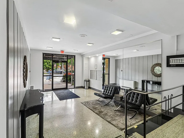 5100 Conn Ave — Photo 18