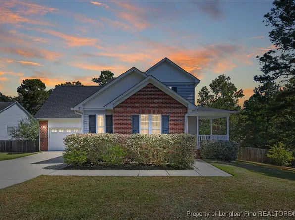 185 Oakmont Dr, Raeford, NC 28376