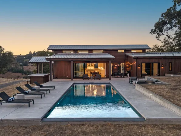 18115 Highlands Ridge Road, Yorkville, CA 95494