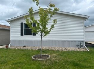 838 Garden Dr #154, Manteno, IL 60950