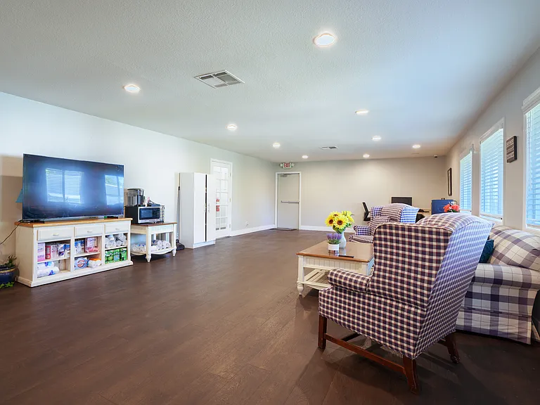 Marina Heights — Photo 19