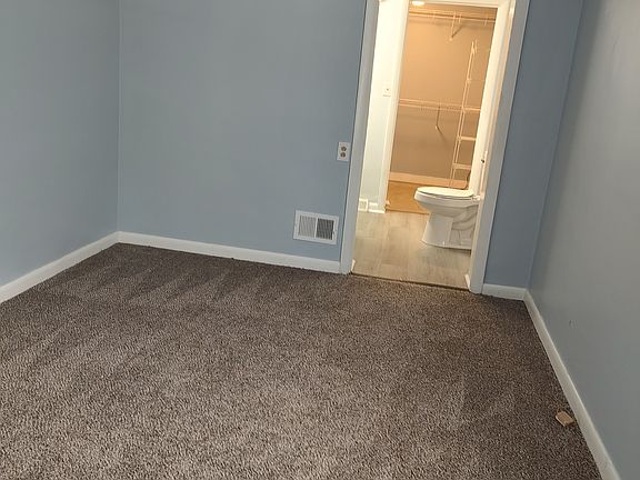 3rd image of 171 Overdale Dr
