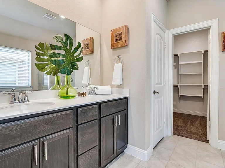 16308 E Harwood Dr — Photo 15