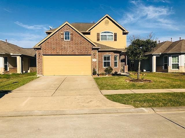 1st image of 19230 Carriage Vale Ln