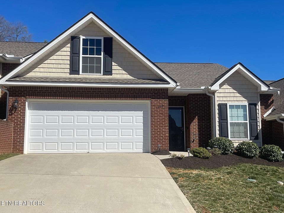 1st image of 1410 Remington Grove Ln