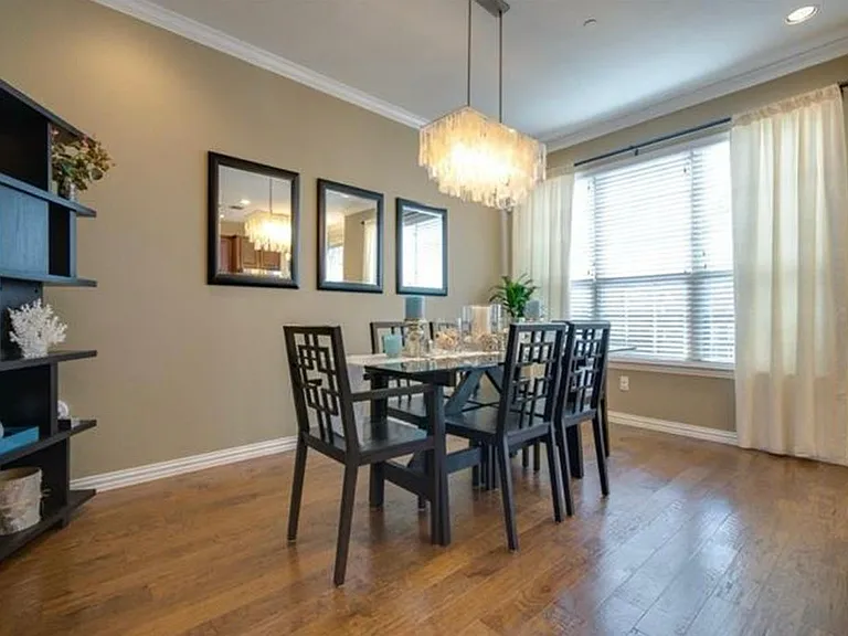 7847 Liverpool Ln — Photo 3