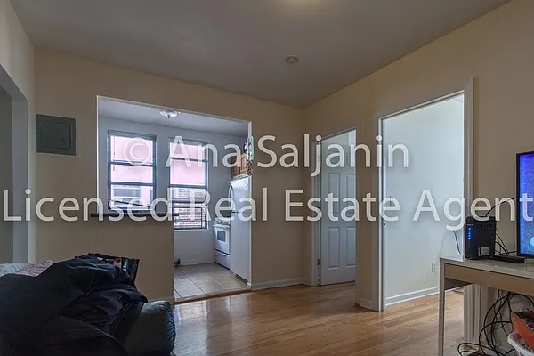 Rented by Citi Zone Realty | media 17