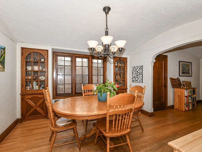 6811 Aetna Ct — Photo 13